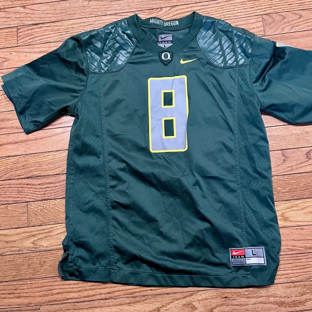 Kid’s Nike Oregon Ducks #8 Football Jersey 
Large